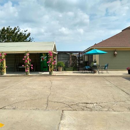 Southern Comfort Suites Mayfield Exterior photo